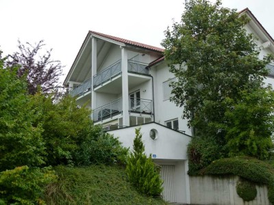 Wohlfühlwohnung am Hoyerberg / 3 Zimmer / Terrasse / Bergsicht / Tiefgaragenstellplatz