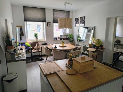 Einfamilienhaus - Klimaanlage, Einbauküche, Sauna , Terrasse, Balkon und Garage