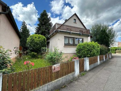 Geschichtsträchtiges 5-Zimmer-Einfamilienhaus in Kehl mit Nebengebäude