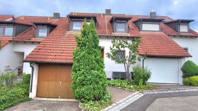 +++Langenau-OT, 
RMH, ca. 126 m² Wfl.,
Garage, Stellplatz, EBK+++