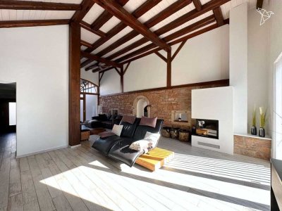 TRADITION TRIFFT MODERNE � Sanierte Hofreite mit Terrassen und Naturgarten in Babenhausen!