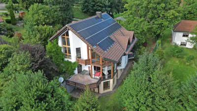 Wohnen auf Top-Niveau! Ihr neues Zuhause mit viel Platz für Ihre Ideen! Energetisch saniert!