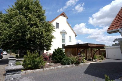 Hauptstadtmakler - Moderne Maisonette-Wohnung in Top-Lage