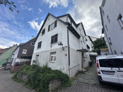 3- Familienhaus - Sanierungsbedürftig - Freiwerdend - Ohne Prov!