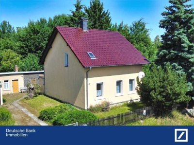 Erholung am Fuße des Gebirges