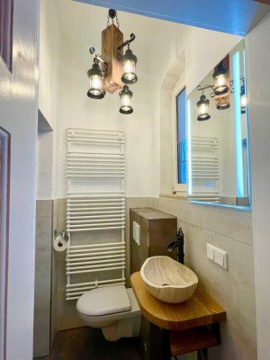 Stilvoll kernsanierte Designer "Tiny-House" Wohnung im charmanten Jugendstilhaus mitten in Schleswig