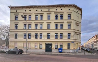 Charmante Dachgeschosswohnung mit Balkon in Magdeburg-Sudenburg