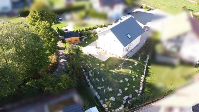 Eingebettet im nördlichen Schwarzwald ** Neuwertiges eFH mit vielen Extras ** Kaminofen, Wärmepumpe