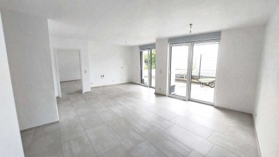 Reserviert! 83m² EG - Whg. mit Terrasse, Gäste WC, Parkplatz auf Wunsch/ E - Ladestation