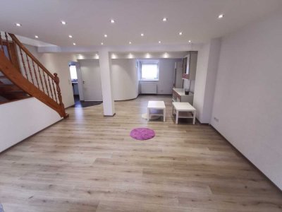 Einziehen und wohlfühlen ….top-saniertes Wohnhaus in 66450 Bexbach-Höchen