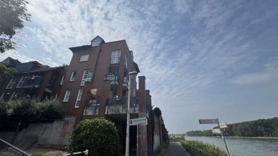 Ideale Pendler- / Zweitwohnung | Einbauküche | Direkte Rheinlage | Tiefgaragenstellplatz