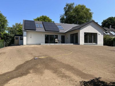 KfW 55 Standard - Erstbezug nach Mod. - EFH auf traumhaften Sonnengrundstück mit Wärmepumpe und PV