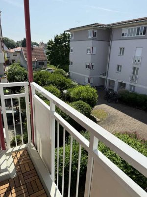 Kompl. sanierte Zwei-Zimmer-Eigentumswohnung in beliebter u zentraler Wohngegend in Buchloe