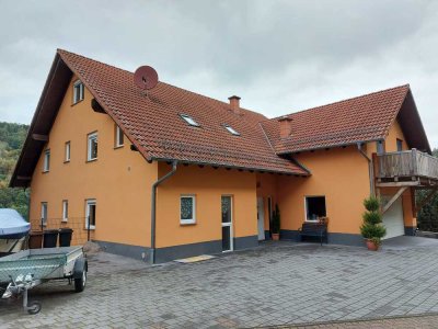 4-Zimmer Wohnung, + Studio, geh. Innenausstattung, Balkon, EBK, 2 Badezimmer  incl. Wirlpool