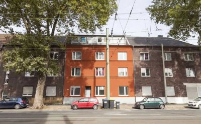 gepflegte DG - Wohnung mit Tageslichtbad