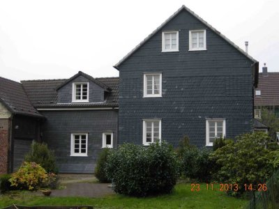 Schöne Wohnung im Grünen in Mittelhöhscheid