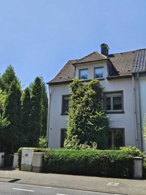 Schmuckstück mit Potential - ca 180 m² - 7.0 Zi.