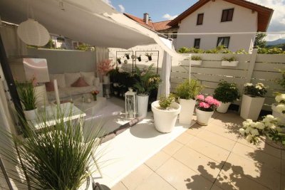 Neuwertige, barrierefreie 2,5-Zimmer-Erdgeschoss-Wohnung mit Südterrasse!