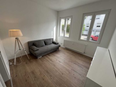 Stilvolle 2-Zimmer-EG-Wohnung mit Terrasse und Einbauküche - Erstbezug nach Sanierung