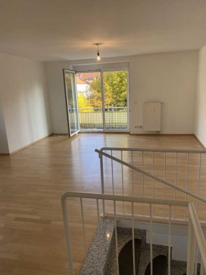2,5-Zimmer Maisonette-Wohnung mit Balkon in Ottobrunn