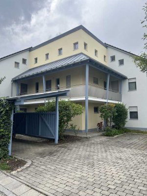 Helle und moderne 2-Raum-DG-Wohnung mit gehobener Innenausstattung mit Balkon und EBK in Ismaning