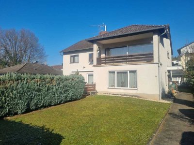 5 Zimmer in Schöneck Büdesheim in Bestlage, 
mit beträchtlicher Ausbaureserve im Dachgeschoss