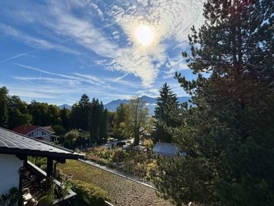 Murnau: 3-Zimmer-Wohnung im Landhausstil mit Balkon und Weitblick