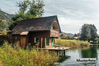 Charmantes Sommerhaus mit separatem Gartenhaus - ideal für Hobby und Entspannung