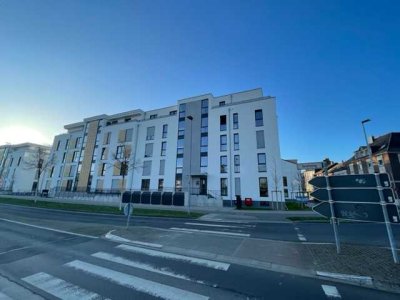 sehr großzügige 3 Zimmer- Erdgeschosswohnung in gehobener Ausstattung