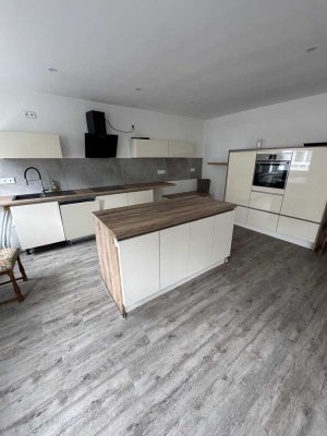 Moderne 3-Zimmer-Wohnung mit EBK & neuem Bad – zentral in Menden-Lendringsen