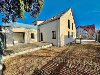 Helle 4 Zimmer-Wohnung mit industriellem Charme und Garten in Nürnberg Buch