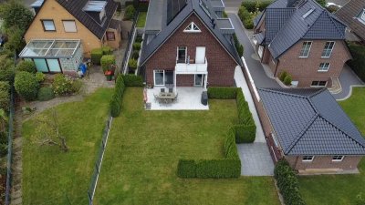 Traumhafte 4 Zimmer 113qm Neubau-Wohnung mit 150qm Garten im ruhigen Herzen Eidelstedts
