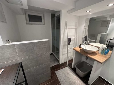 Studenten aufgepasst ! Voll möbilierte, gemütliche Souterrainwohnung ab 15.1.2026 !