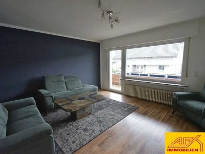 Erdgeschosswohnung für die kleine Familie - mit Kaminanschluss, Balkon und Gartennutzung + Garage!