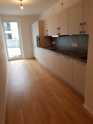 Schöne geräumige 3-Zimmer Wohnung in Regensburg ab sofort