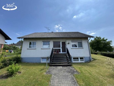 Gepflegtes Einfamilienhaus mit großem Garten und Garage in ruhiger Lage von Hasborn