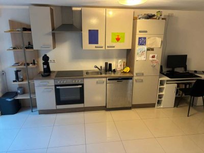 Freundliche und neuwertige 2-Raum-Souterrain-Wohnung mit gehobener Innenausstattung in Bad Herrenalb