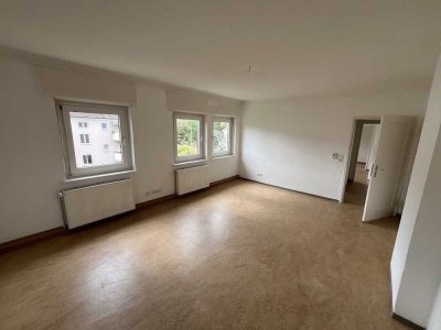 Ideal für Familien! - Große 5-Zimmerwohnung mit 2 Bädern