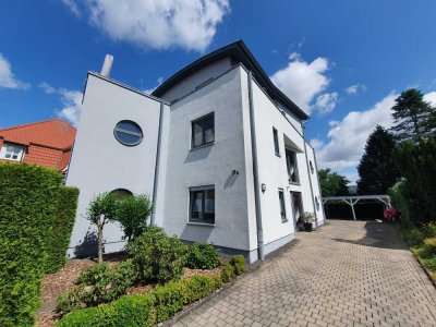 Schicke 3-Zimmer-Wohnung mit hochwertiger Einbauküche und Süd-West-Balkon