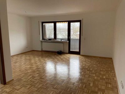 Sonnige 3-Zimmer-EG-Wohnung mit Balkon in Bad Aibling in Südausrichtung