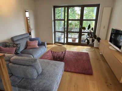 Helle 3 Zi. Whg im Herzen von Gröbenzell / komplett saniert / 2 Balkone / TG Stellplatz