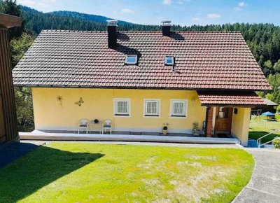 Rückzugsort mit Weitblick – Großzügiges Ein-/Zweifamilienhaus in traumhafter Lage im Bayer. Wald
