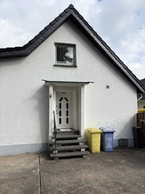 Freundliche, modernisierte 4-Zimmer-Wohnung in Dahlem