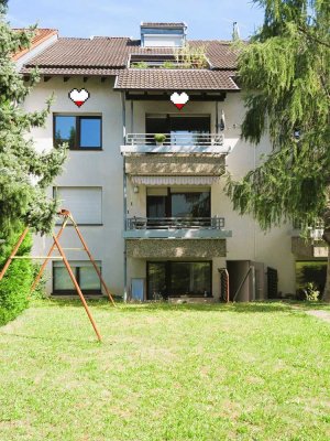 ++ DAS besondere REFUGIUM: ++ Vier ZIMMER ++ Zwei BALKONE !! ++