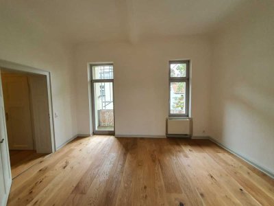 Helle 2-Zimmer-Wohnung im 3. OG mit Balkon in Weimar Westvorstadt