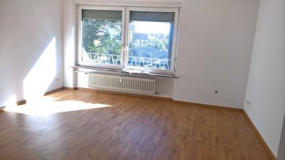 MA-Neckarau schöne 3 Zimmerwohnung Balkon mit 77 m² Wohnfläche
