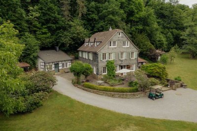 Traumhaftes Anwesen - Französischer Landhausstil trifft auf einzigartiges Fachwerk