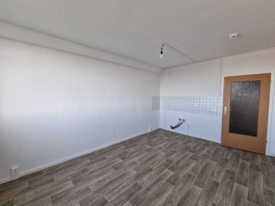 Ihre neue kleine Wohlfühloase über den Dächern von Halle Neustadt
