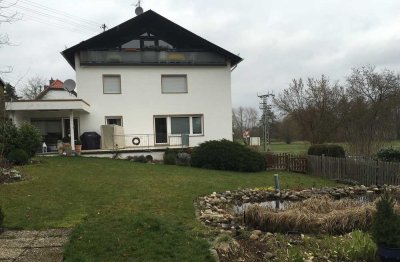 Großzügige EG-Wohnung mit Garten, Terrasse, Fußbodenheizung