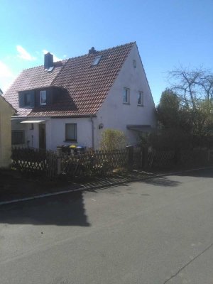 Doppelhaushälfte